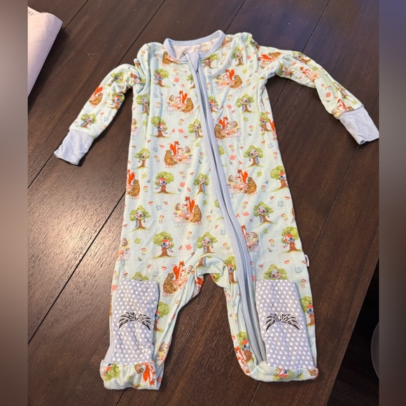 Free Birdees Charming Baby Animal Print Footie - Picture 2 of 5